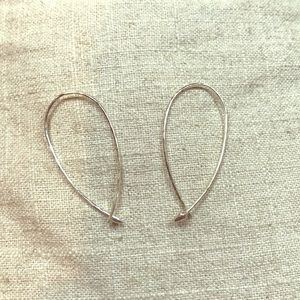 Stella & Dot Hammered Wire Small Hoops